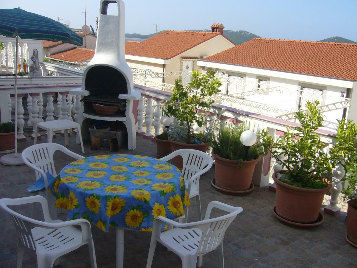 Apartment Branko Drage Esterno foto